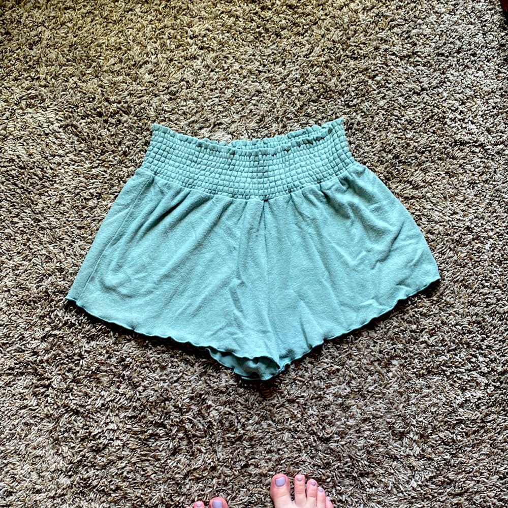Z supply dawn smocked short in dusty jade (L)